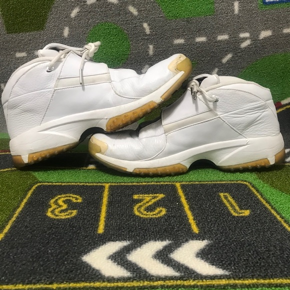 Nike Air Jordan Jumpman Turn 2 - Picture 3 of 13